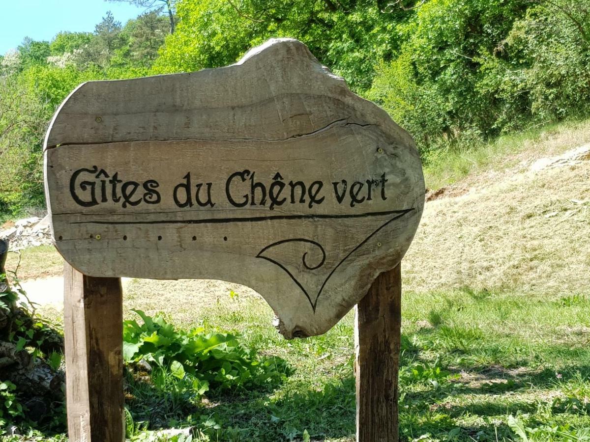 Gites Du Chene Vert 蒙蒂尼亚克 外观 照片